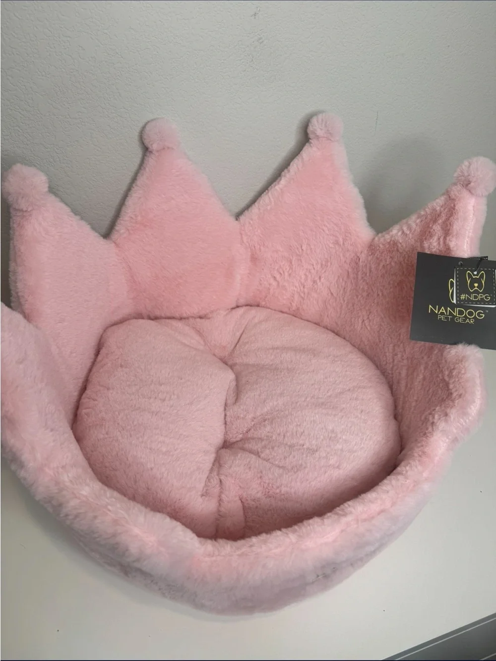 NWT Cute Little Pink Princess Dog/Puppy Bed Nandog
